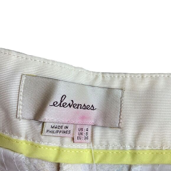 Anthropologie Elevenses Calalonia Short Size 4 Floral Lace Appliqué Button Close - Picture 3 of 11